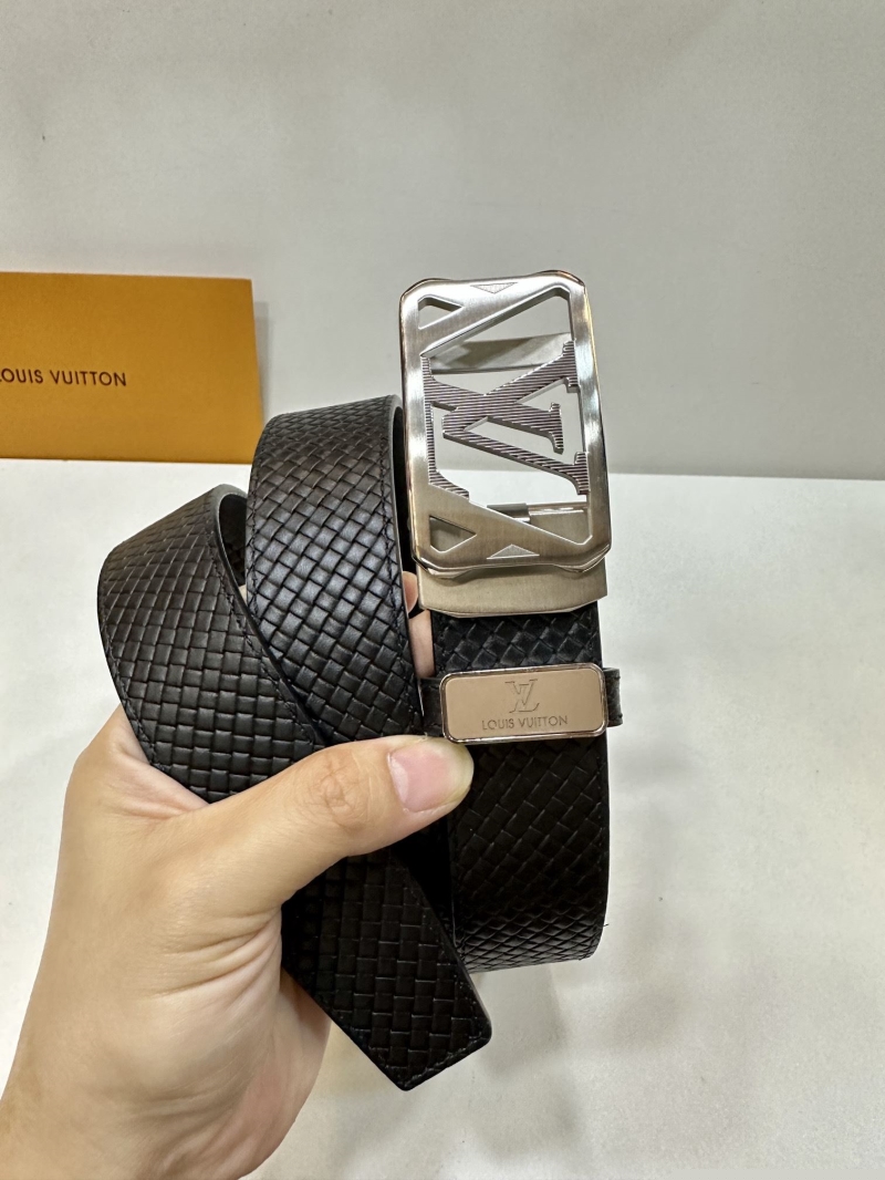l**is V*t*n belts